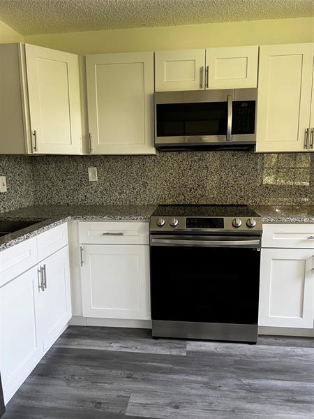 4 of 16 - 6596 Via Regina 6596, Boca Raton, FL