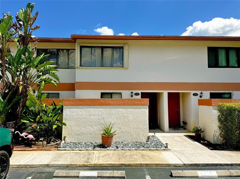 7115 Sw 42nd Ct, Davie