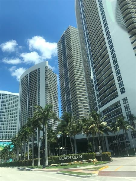 1 of 27 - 1850 S Ocean Dr 4202, Hallandale, FL