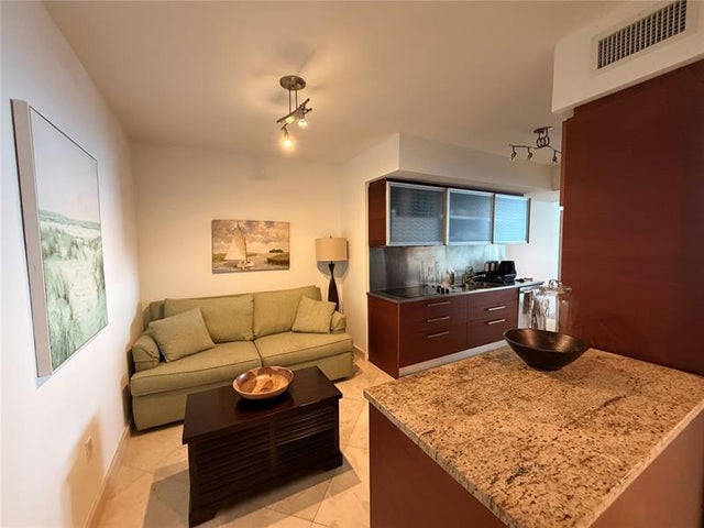 3 of 27 - 1850 S Ocean Dr 4202, Hallandale, FL