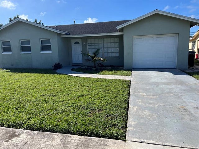 2 of 26 - 9302 Sw 1 Place, Boca Raton, FL