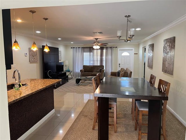 5 of 26 - 9302 Sw 1 Place, Boca Raton, FL