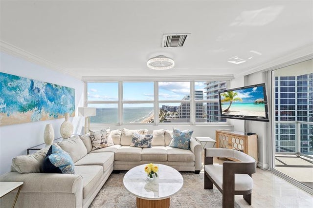 2 of 39 - 209 N Fort Lauderdale Beach Blvd 17g, Fort Lauderdale, FL