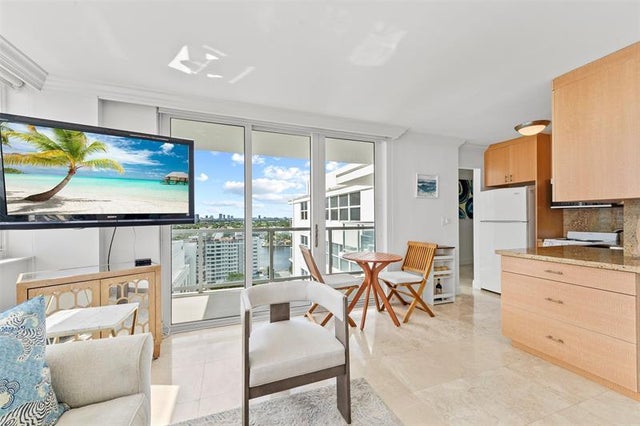 4 of 39 - 209 N Fort Lauderdale Beach Blvd 17g, Fort Lauderdale, FL