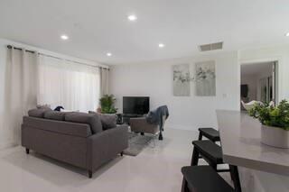 3 of 13 - 4155 Sw 49th St, Fort Lauderdale, FL