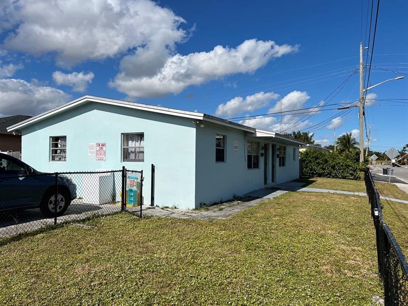 1203 Nw 4th St, Boynton Beach
