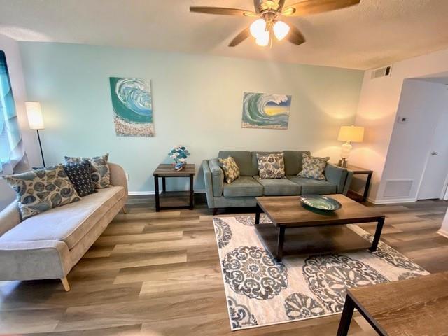 53 Woodland Dr 105, Vero Beach