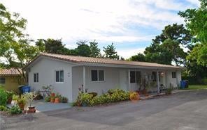 818 Ne 38th St, Oakland Park