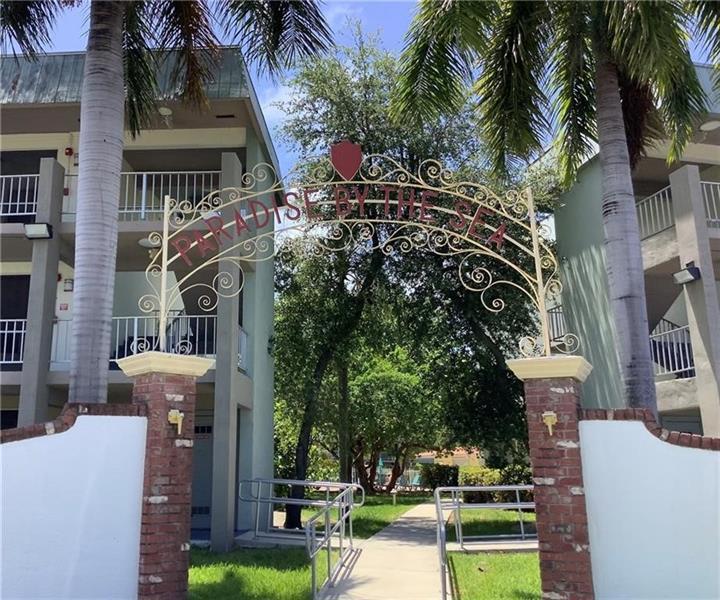 300 Layne Blvd 205, Hallandale