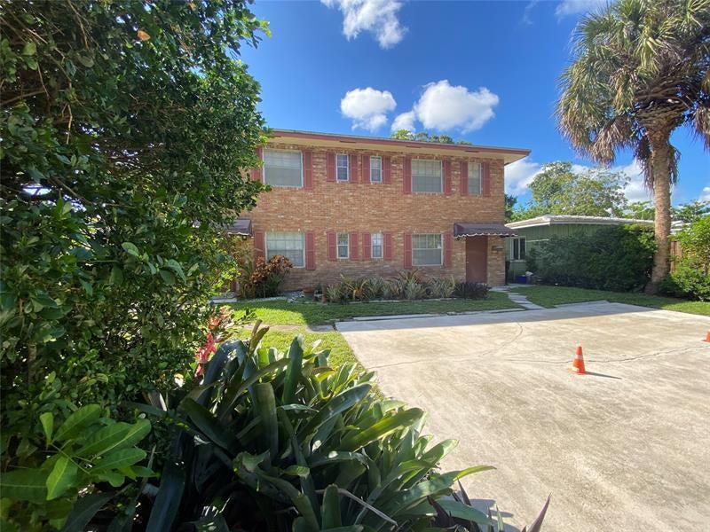 310 Sw 11th Court, Fort Lauderdale