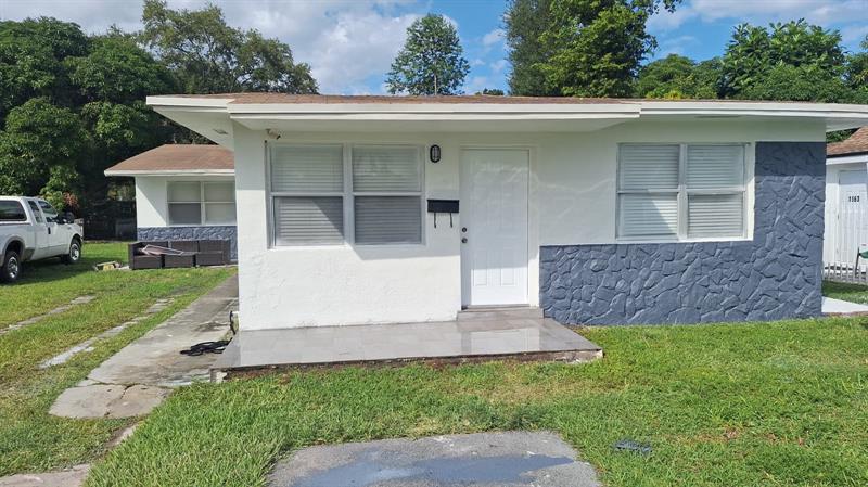 1557 Ne 148th St, Miami