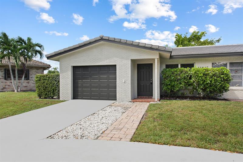 11837 Nw 32nd Court South, Coral Springs