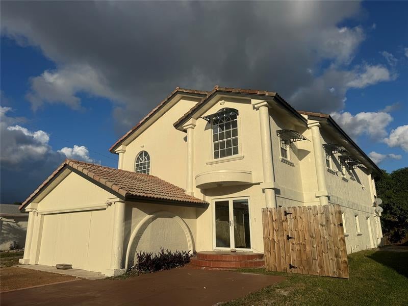 472 Nw 2nd Ter A, Deerfield Beach