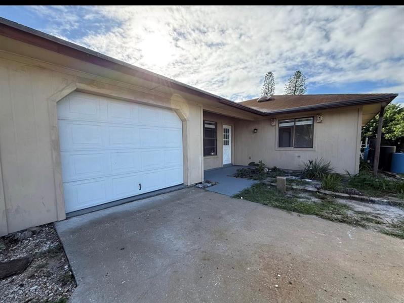 8736 Se Algozzini Pl, Hobe Sound