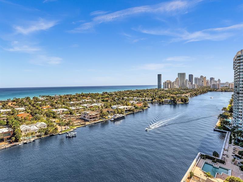 20515 E Country Club Dr 2144, Aventura