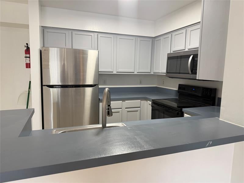 7630 Westwood Dr 316, Tamarac