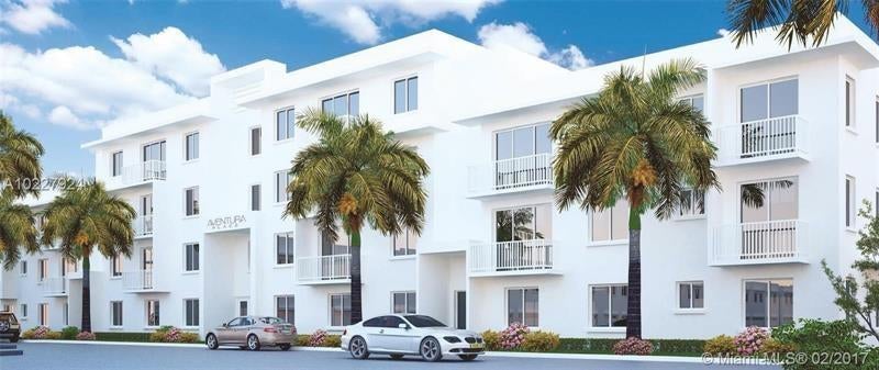 2651 Ne 212th Ter 302, Aventura