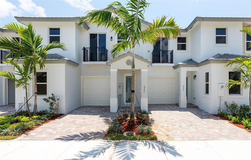 6969 Pines Circle 31, Coconut Creek