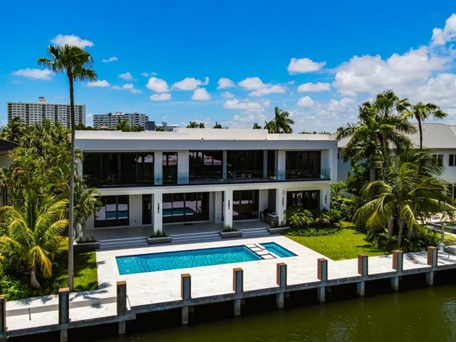 2 of 7 - 2405 Castilla Isle, Fort Lauderdale, FL
