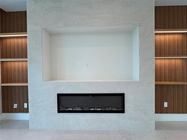 4 of 7 - 2405 Castilla Isle, Fort Lauderdale, FL