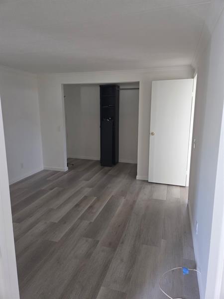 3 of 14 - 5627 Lagoon Dr, Fort Lauderdale, FL