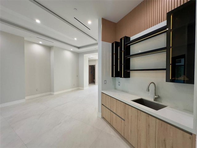 4 of 59 - 11951 Sw 3rd St, Plantation, FL