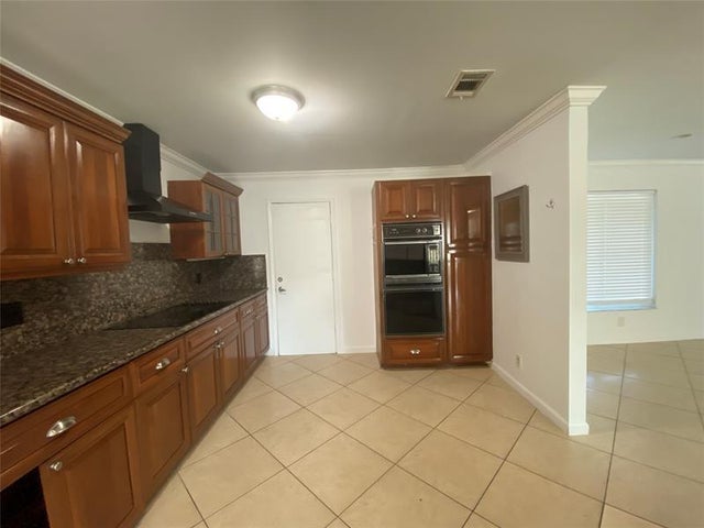 3 of 14 - 22761 Neptune Road, Boca Raton, FL