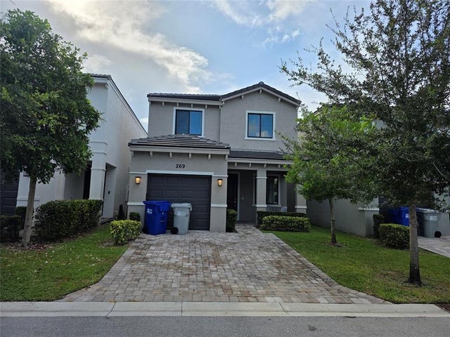 2 of 30 - 269 Nw 36th Ave, Pompano Beach, FL