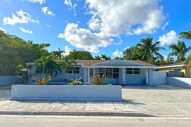 1 of 41 - 2749 Nw 9th Ave, Wilton Manors, FL