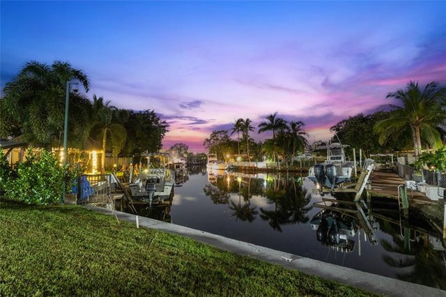 2 of 58 - 1561 Sw 23rd Ave, Fort Lauderdale, FL
