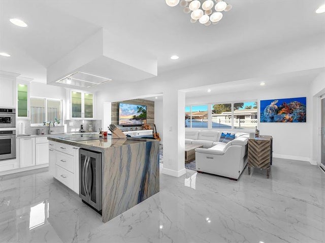 1 of 37 - 8711 Nw 18th St, Pembroke Pines, FL