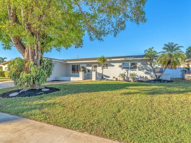 4 of 37 - 8711 Nw 18th St, Pembroke Pines, FL