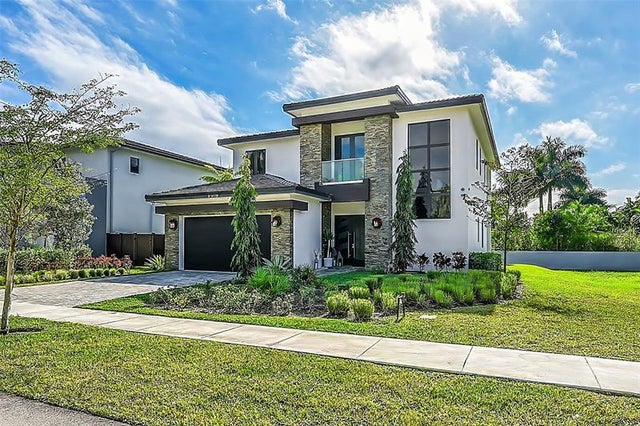 3 of 47 - 12300 Rhino Oaks Dr, Davie, FL