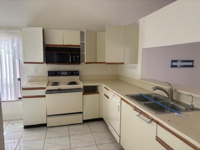 2 of 13 - 9332 Laurel Green Dr, Boynton Beach, FL
