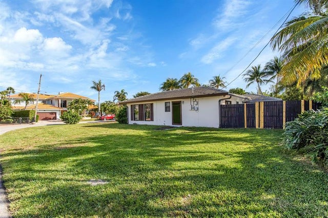 2 of 56 - 24 Castle Harbor Isle, Fort Lauderdale, FL