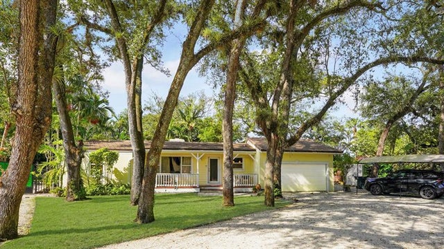 1 of 11 - 1401 Sw 15th Ave, Fort Lauderdale, FL
