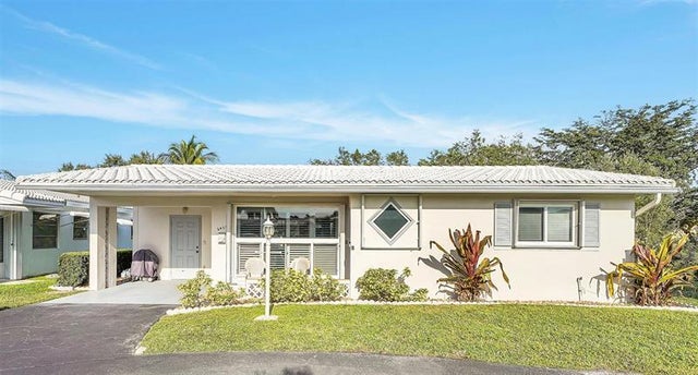 2 of 29 - 2403 Emerson Cir, Hollywood, FL