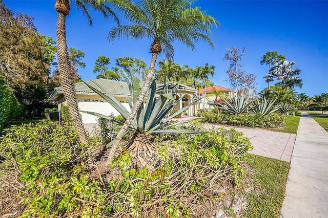 4 of 59 - 618 Cypress Green Circle, Wellington, FL