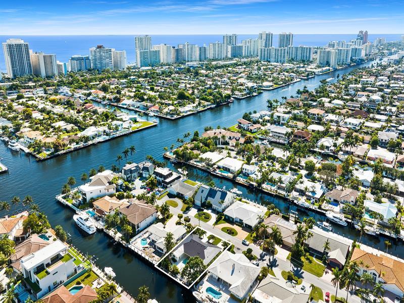 3061 Ne 42nd St, Fort Lauderdale