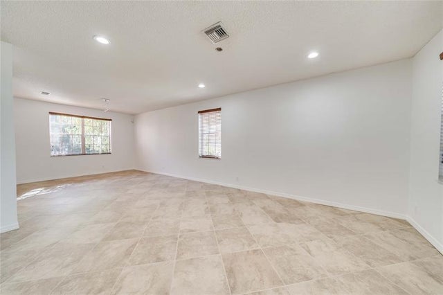 4 of 40 - 550 Slippery Rock Rd, Weston, FL
