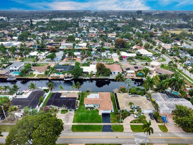 3 of 45 - 5921 Ne 15th Ave, Fort Lauderdale, FL