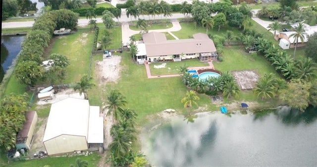 4 of 70 - 18901 Sw 63rd St, Southwest Ranches, FL
