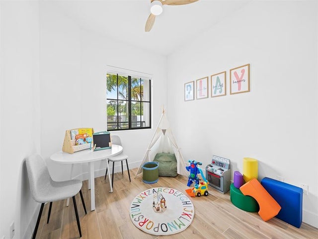 5 of 32 - 1421 Sw 23rd Court, Fort Lauderdale, FL