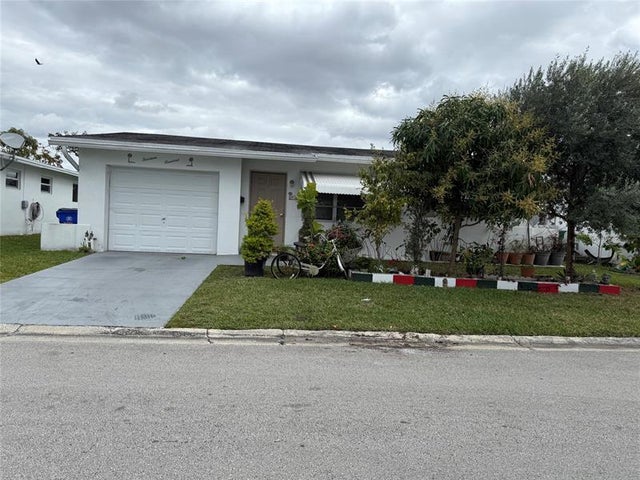1 of 17 - 1400 Nw 67th Ter, Margate, FL