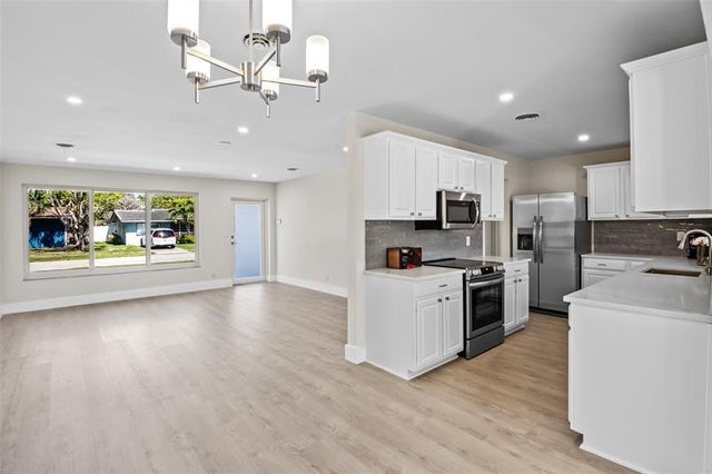 5 of 46 - 1104 Se 7th Street, Deerfield Beach, FL
