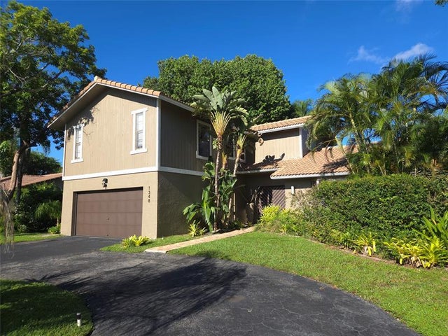 2 of 34 - 1348 Nw 113th Ter, Coral Springs, FL