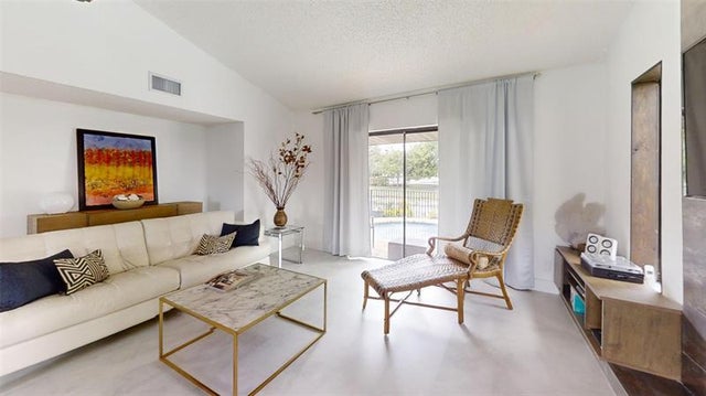 4 of 34 - 1348 Nw 113th Ter, Coral Springs, FL