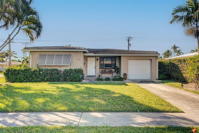 1 of 34 - 238 Se 3rd St, Dania, FL