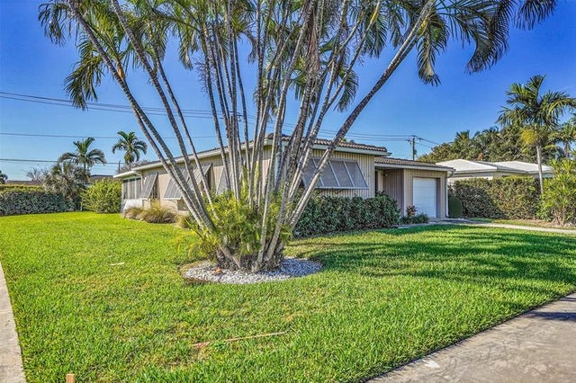 3 of 34 - 238 Se 3rd St, Dania, FL