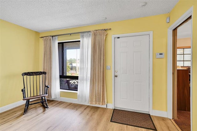 4 of 34 - 238 Se 3rd St, Dania, FL